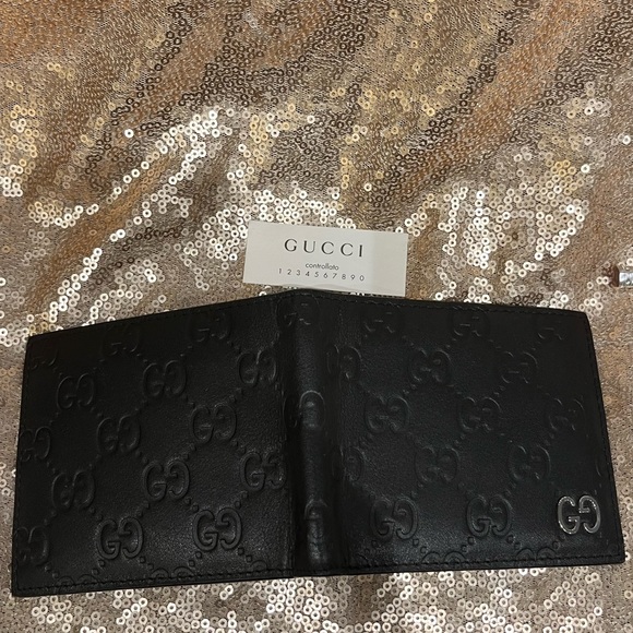 NWOT GUCCI Signature Embossed Italian Black Leather Wallet - Picture 8 of 10